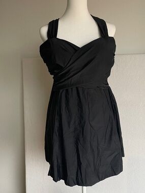 Cocopear Women's Elegant Crossover One-Piece Swimdress in black, size 2X NWOT